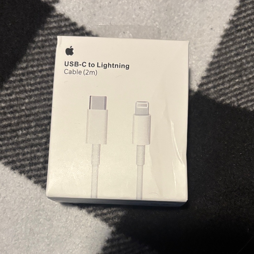 Apple USB-C to Lightning Cable - 2m White